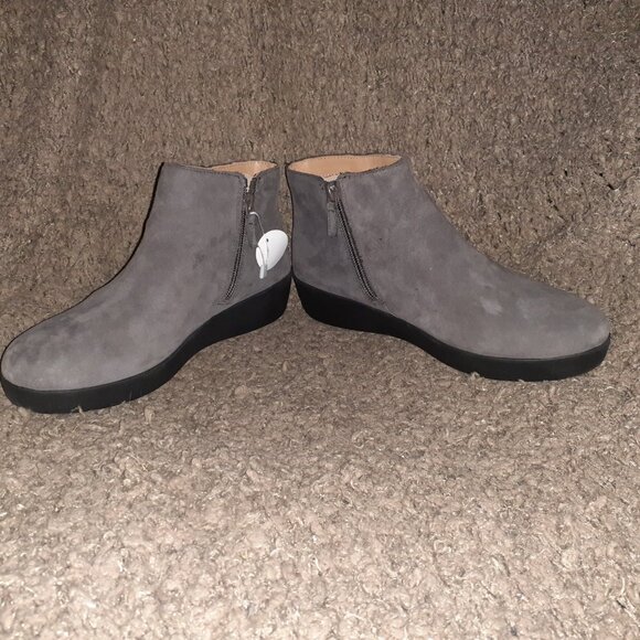 FITFLOP-Sumi-Steel Gray Suede Booties-Left Boot-7-Right Boot 6.5-New/Tag-No Box - Picture 4 of 9